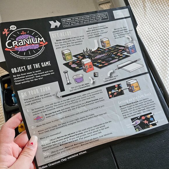 Cranium WOW - Board Game for Adults - Complete - Picture 14 of 15